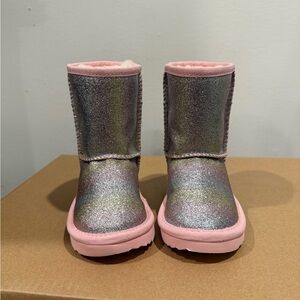 UGG Kids' Classic II Glitter Boots Kids Size 6
